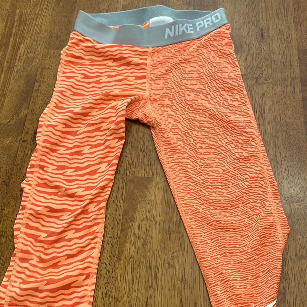 Nike leggings